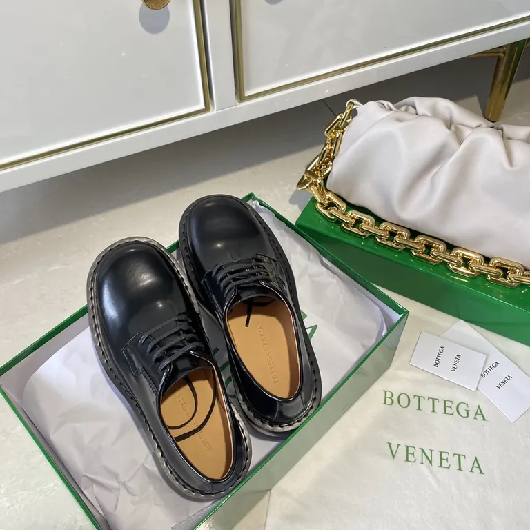 Bottega Veneta Shoe 